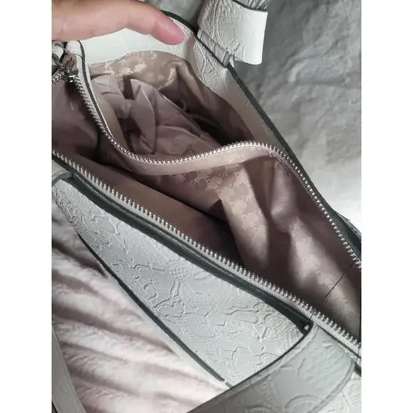 karl lagerfeld handbag - Picture 5 of 7